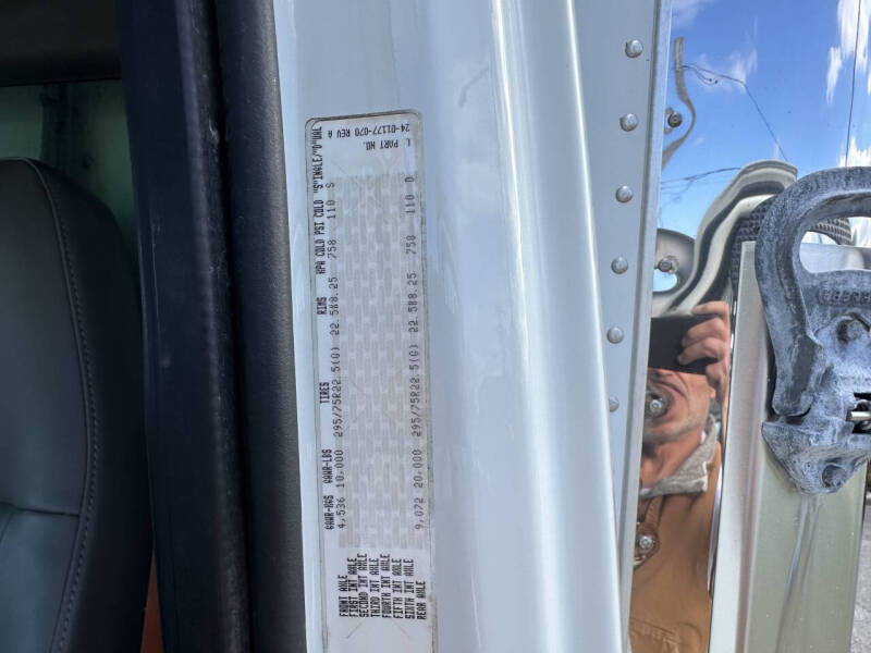 2007 Freightliner M2 106