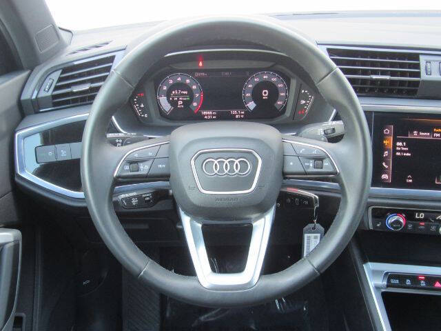 2025 Audi Q3 quattro S line Premium 45 TFSI