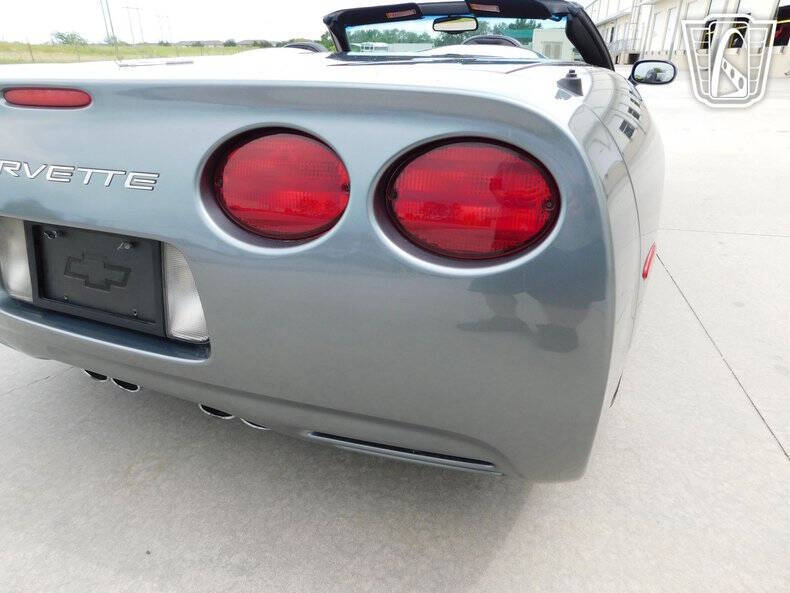 2004 Chevrolet Corvette
