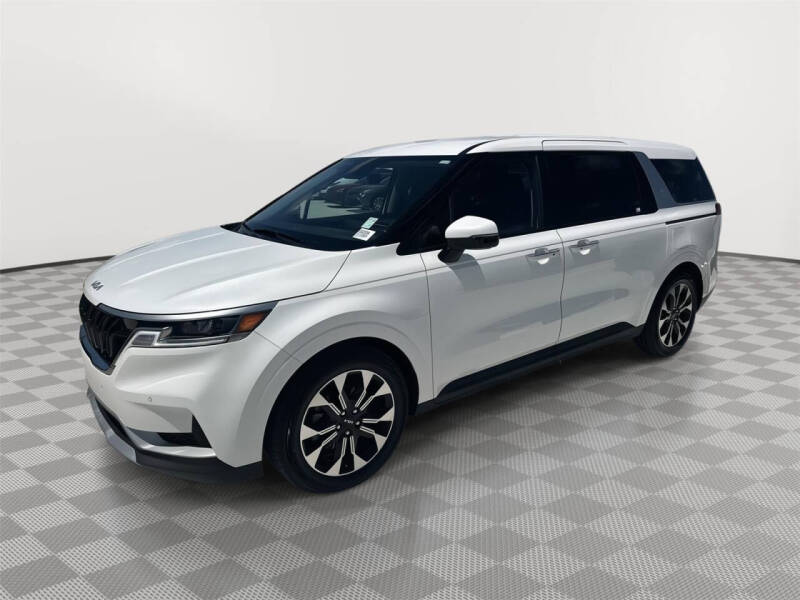 2024 Kia Carnival EX