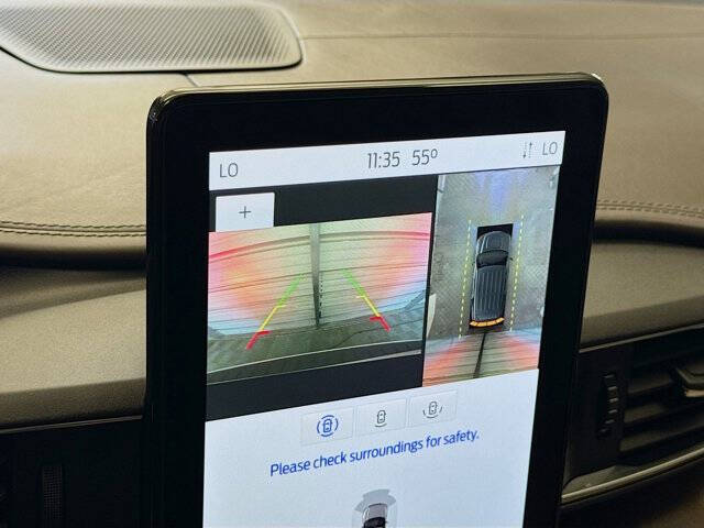 2022 Ford Explorer Hybrid Platinum