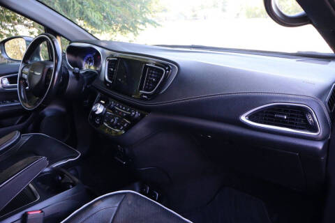 2019 Chrysler Pacifica Limited