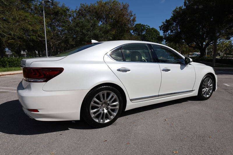 2015 Lexus LS 460