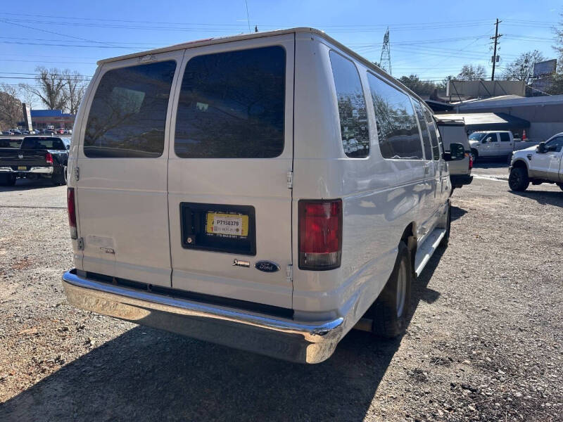 2013 Ford E-Series E-350 SD XLT