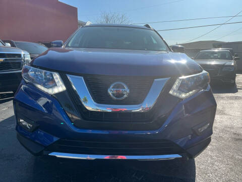 2018 Nissan Rogue for sale at Molina Auto Sales in Hialeah FL