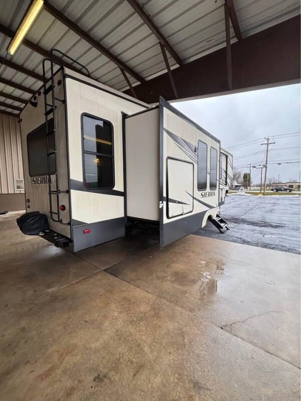 2018 Forest River Sierra