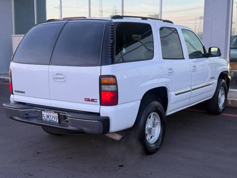 2004 GMC Yukon SLE