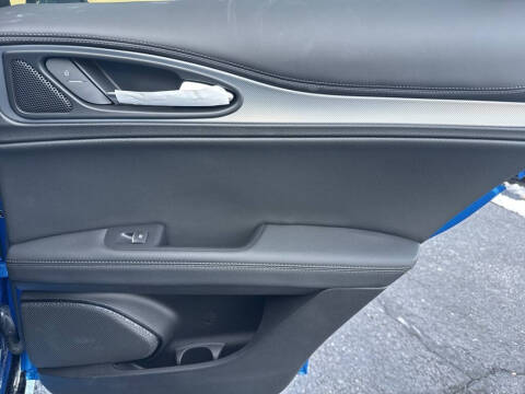 2025 Alfa Romeo Stelvio