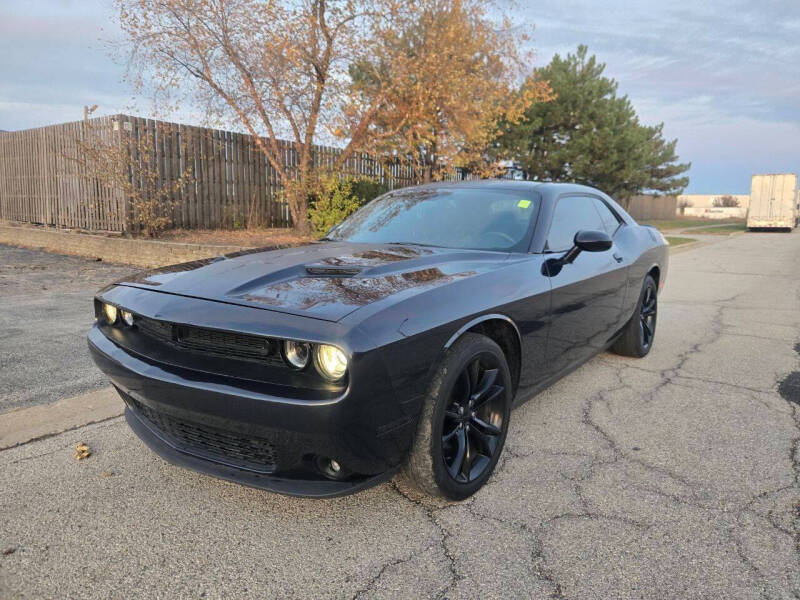 2016 Dodge Challenger SXT Plus
