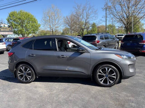 2022 Ford Escape SE