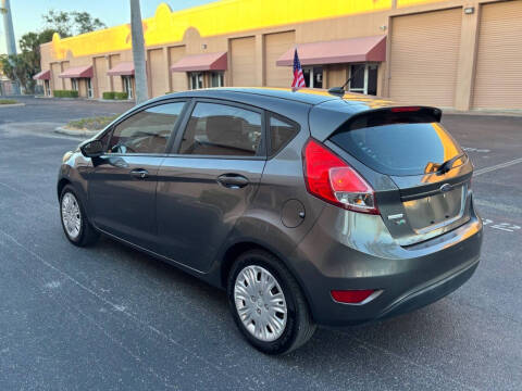 2015 Ford Fiesta SE