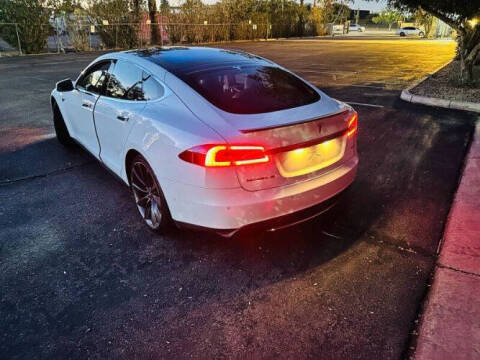 2015 Tesla Model S P85D