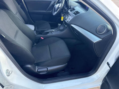 2012 Mazda MAZDA3 i Touring