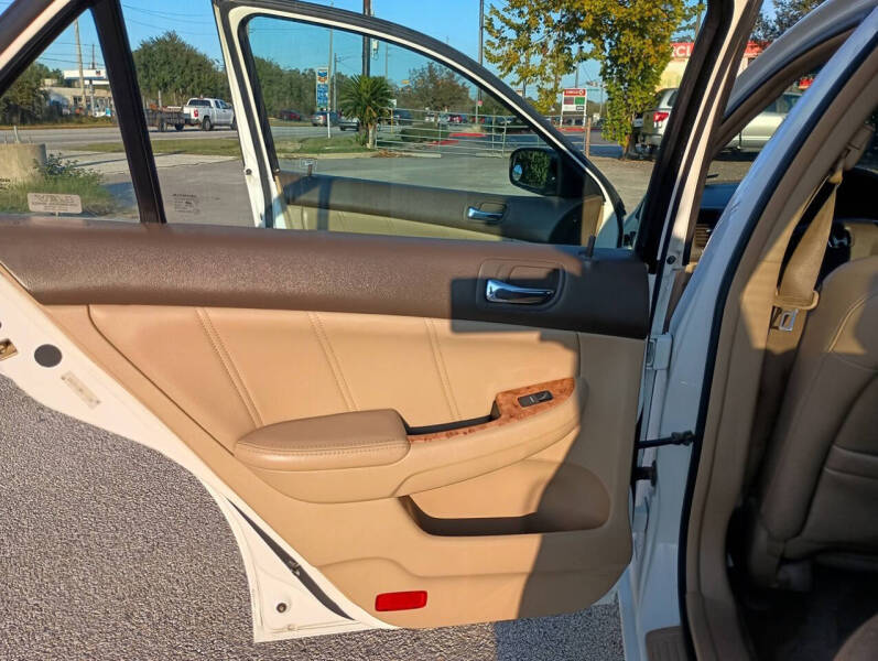 2004 Honda Accord EX w/Leather