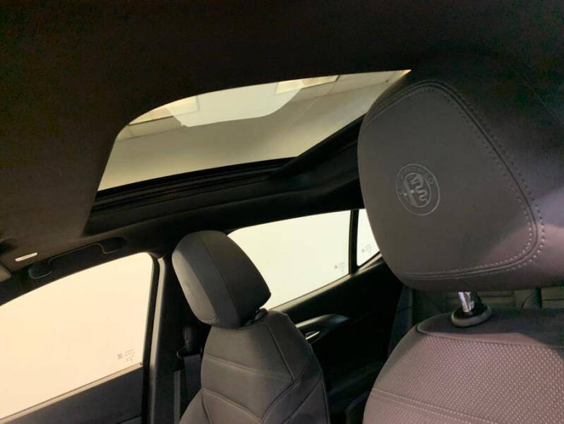 2024 Alfa Romeo Tonale Hybrid Ti