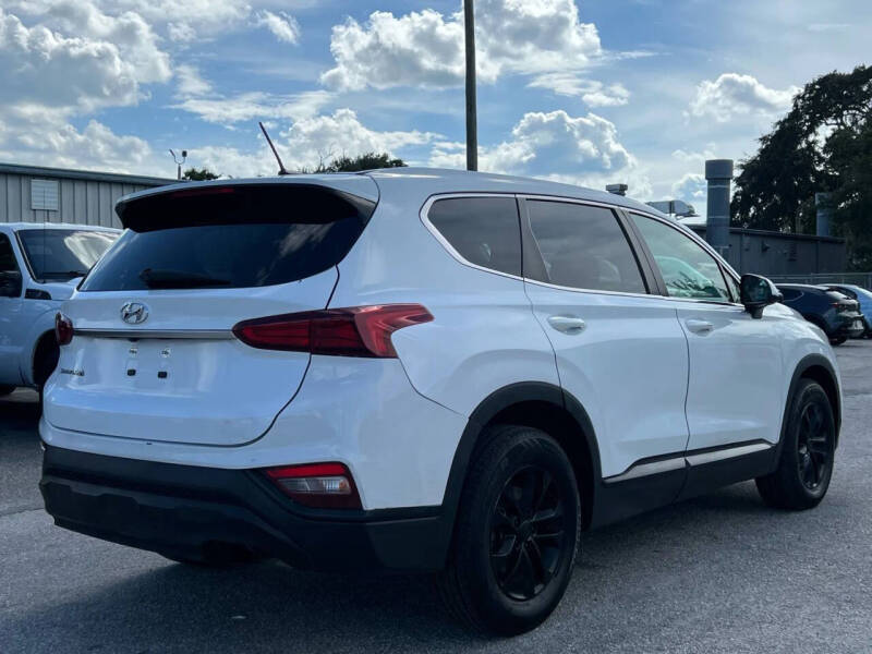 2020 Hyundai Santa Fe SE
