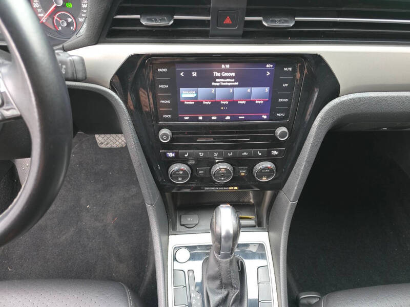 2020 Volkswagen Passat SE