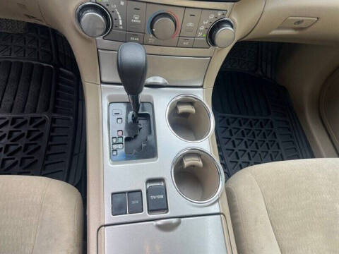 2013 Toyota Highlander Plus