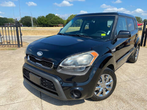 2013 Kia Soul for sale at Texas Luxury Auto in Cedar Hill TX