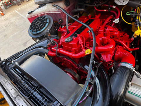 2018 Freightliner M2 106