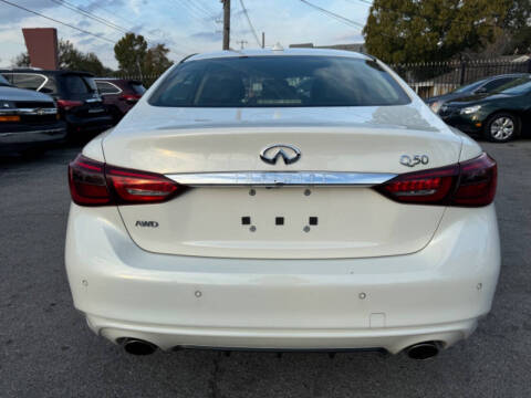 2021 Infiniti Q50 Luxe
