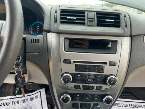 2012 Ford Fusion S