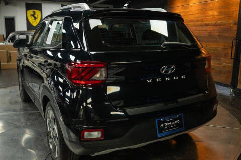 2022 Hyundai Venue SEL