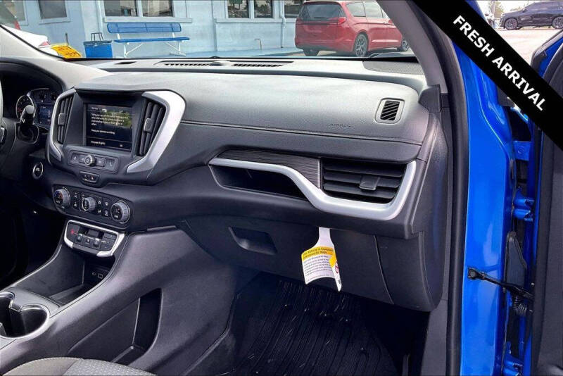 2024 GMC Terrain SLE