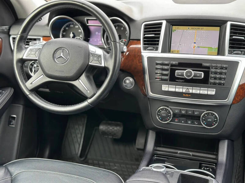 2012 Mercedes-Benz M-Class ML 550