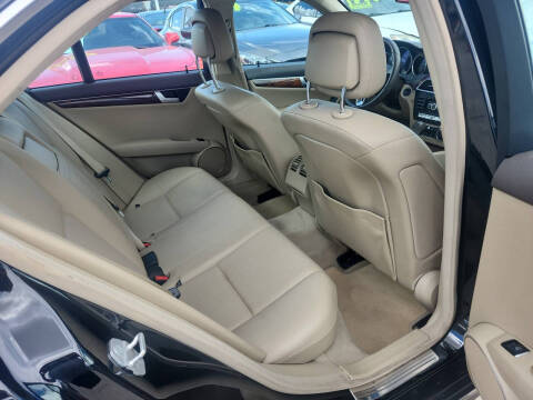 2012 Mercedes-Benz C-Class C 300 Luxury 4MATIC