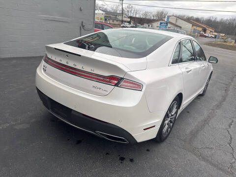 2020 Lincoln MKZ Standard