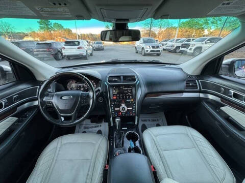 2017 Ford Explorer Platinum