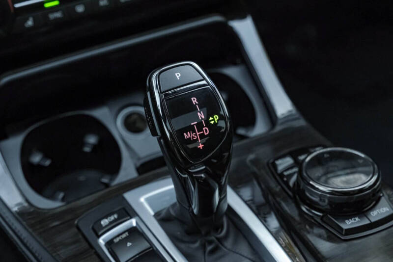 2016 BMW 5 Series 550i