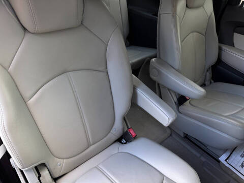 2010 GMC Acadia SLT-1