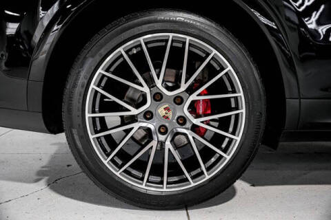 2022 Porsche Cayenne S