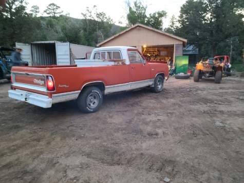 1976 Dodge D100 Pickup