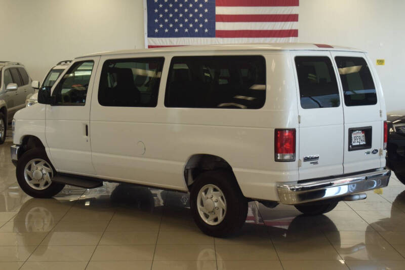 2014 Ford E-Series E-350 SD XLT