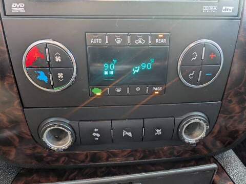 2010 GMC Yukon XL Denali