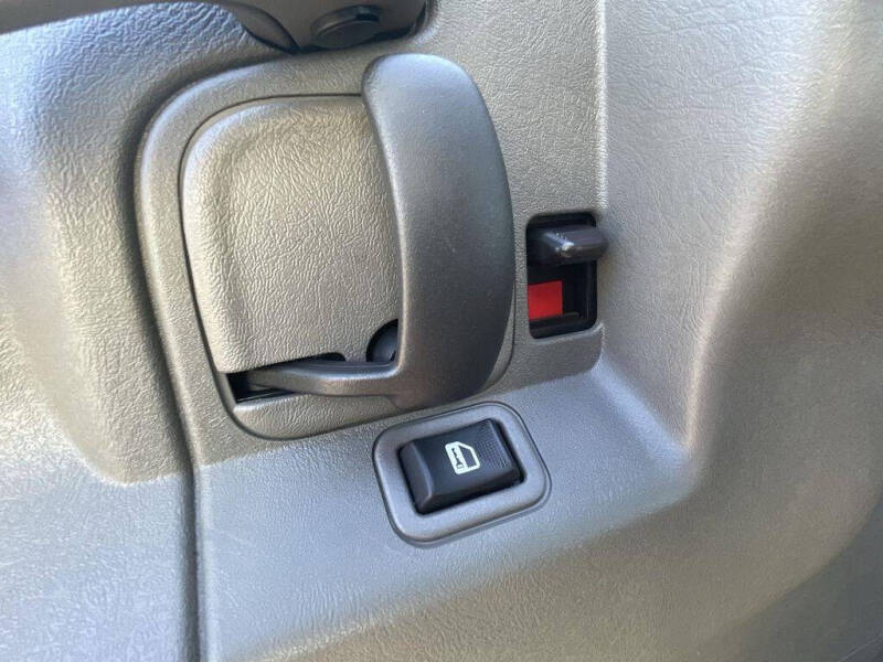 2023 Chevrolet Express 2500