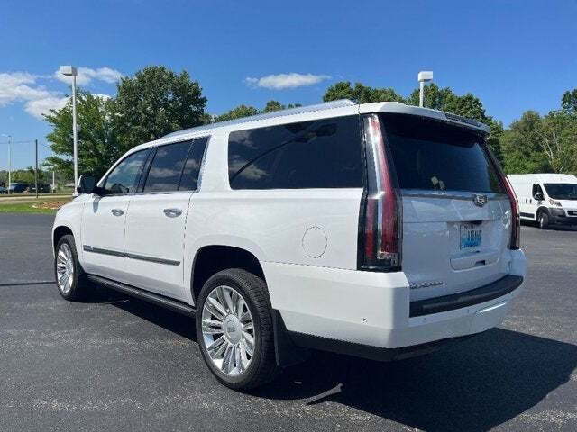 2017 Cadillac Escalade ESV 5