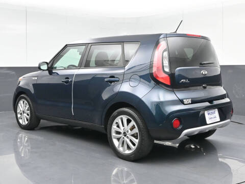 2017 Kia Soul +