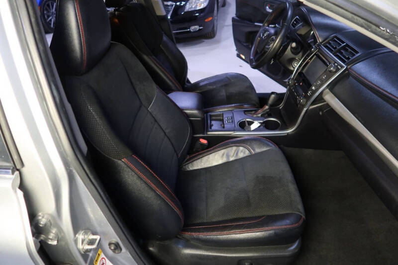 2015 Toyota Camry XSE