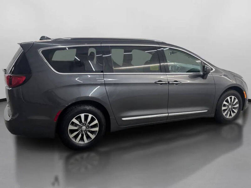 2020 Chrysler Pacifica Hybrid