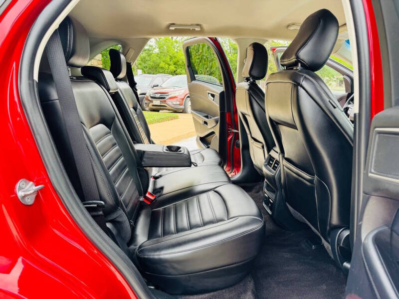 2020 Ford Edge SEL
