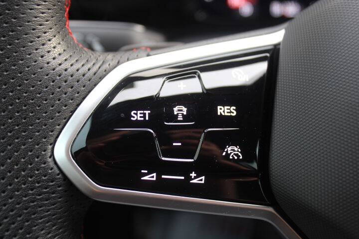 2024 Volkswagen Golf GTI S