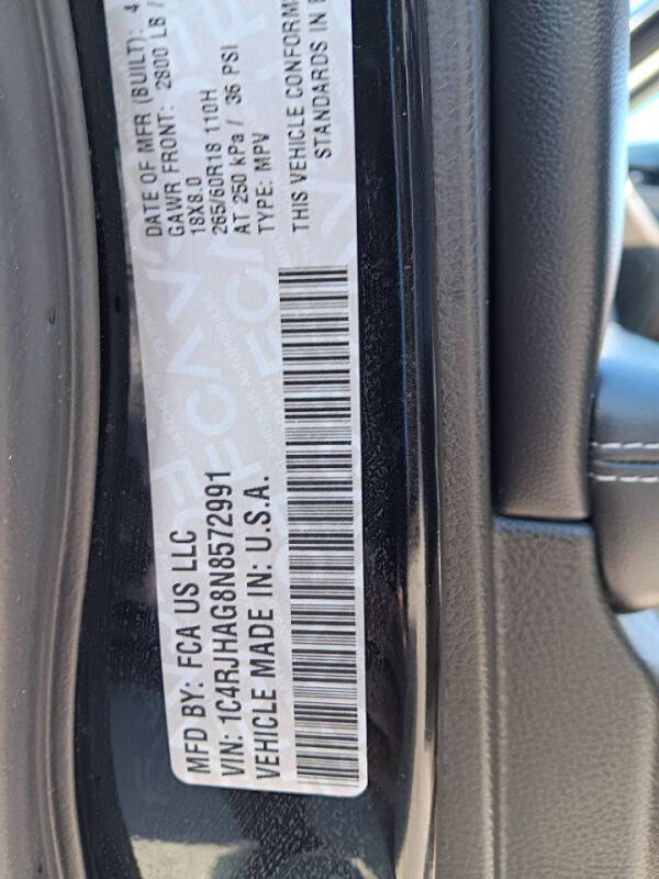 2022 Jeep Grand Cherokee Laredo