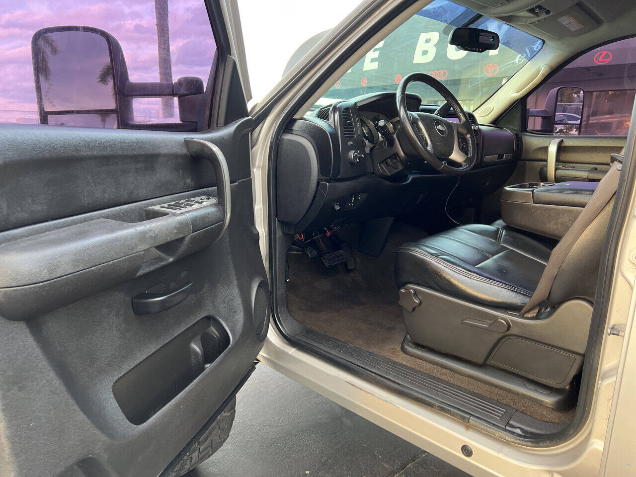 2008 Chevrolet Silverado 2500HD  - $19,900