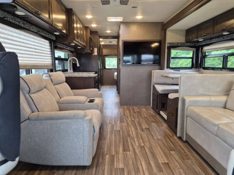 2019 Thor Motor Coach Ace 33.1
