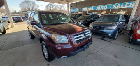 2007 Honda Pilot for sale at Divine Auto Sales LLC in Omaha NE