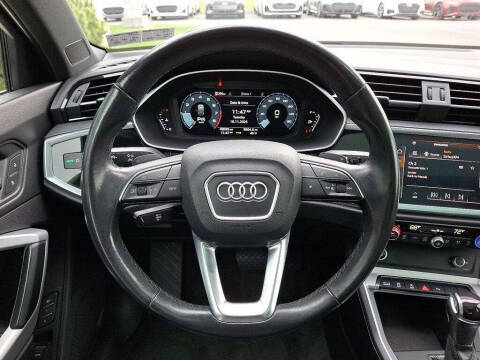 2022 Audi Q3 quattro S line Premium 45 TFSI